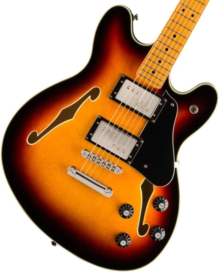 Squier Classic Vibe Starcaster in Natural with maple fingerboard